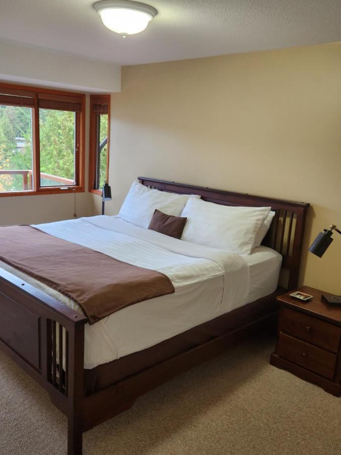 Sunshine Coast Resort Madeira Park المظهر الخارجي الصورة
